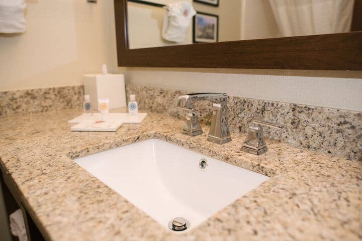 Bathroom sink