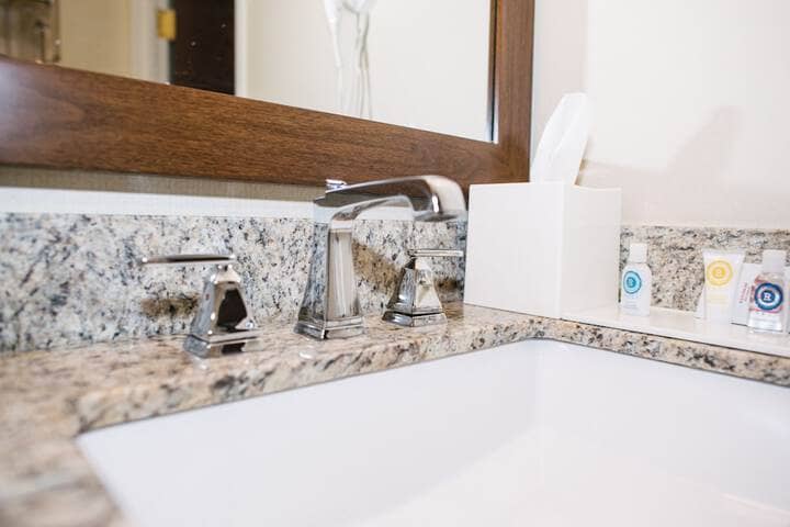 Bathroom sink